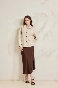 BACHATA - Giacca scamosciata beige da donna con tasche