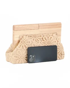 DIVAS -  Borsa pochette beige ricamata con stecca in legno
