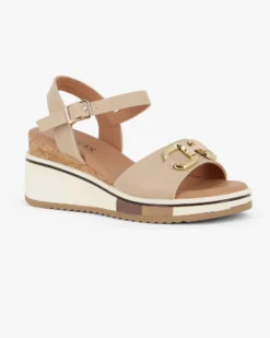 DIVAS - Sandalo beige con morsetto, zeppa 6CM
