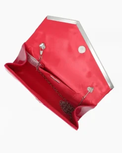 MISS GLOBO - Pochette rossa effetto vernice con patta obliqua e finitura in metallo