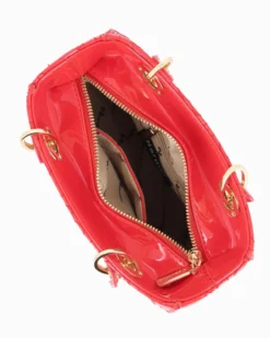 NARDINI - Borsa piccola rossa due manici effetto vernice trapuntata con cuori e ciondoli, tracolla removibile