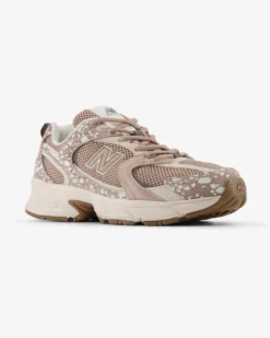 NEW BALANCE 530 – SNEAKERS DONNA LIFESTYLE MARRONE / BEIGE – U53028U