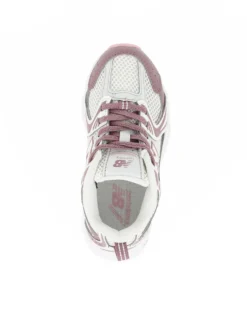 NEW BALANCE -  SNEAKERS KIDS LIFESTYLE BIANCHE CON DETTAGLI FUXIA  E ROSSI DAL 28 AL 35, P5304M1
