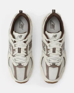 NEW BALANCE 530 – SNEAKERS LIFESTYLE PANNA / MARRONE – MR530ASM