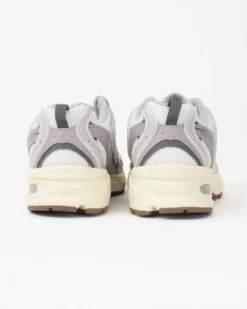 NEW BALANCE - SNEAKERS LIFESTYLE BIANCHE CON DETTAGLI MALVA E GRIGI, U5307VI