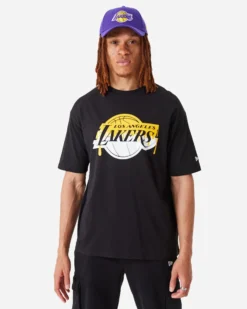 NEW ERA - T shirt girocollo da uomo nera in cotone con logo Los Angeles Lakers