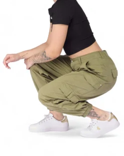 PANTALONE CARGO CON MOLLA