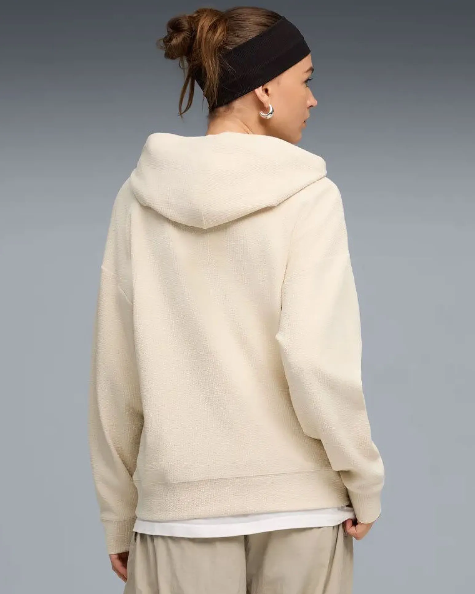 PUMA - FELPA CON CAPPUCCIO BEIGE ESSENTIAL ELEVATED COMFORT HD - DA DONNA, 691814-87