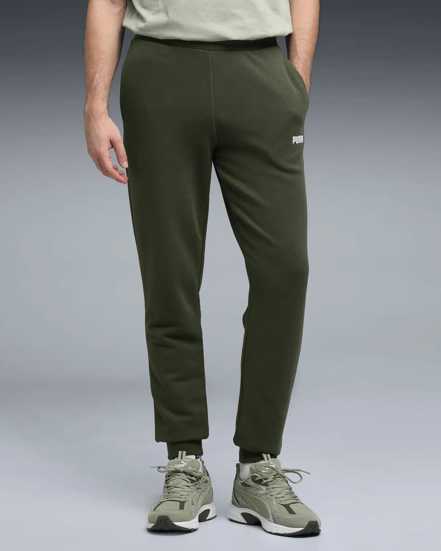 PUMA - PANTALONE VERDE ESSENTIAL 2 COLOR NO.1 LOGO SW DA UOMO, 684714-70
