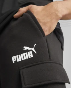 PUMA - Pantaloni corti cargo da uomo neri con logo bianco