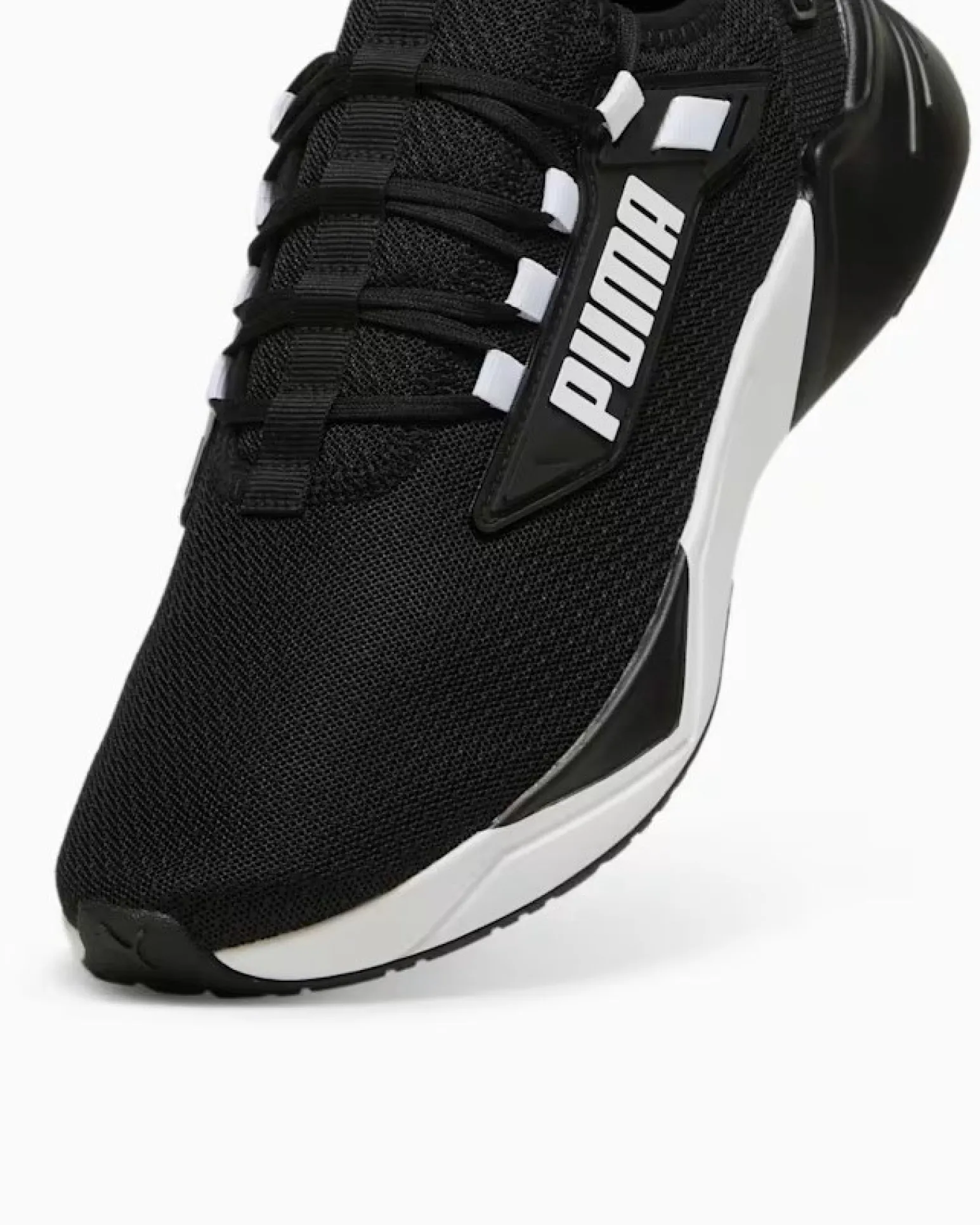 PUMA RETALIATE 3 - Scarpa nera con logo bianco