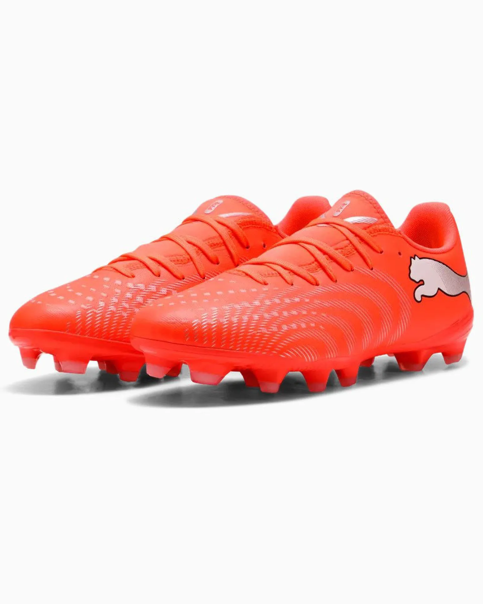 PUMA - SCARPA DA CALCIO FUTURE 9 PLAY FG/AG ROSSA FLUO CON DETTAGLI GRIGI E NERI DA UOMO, 108715-01