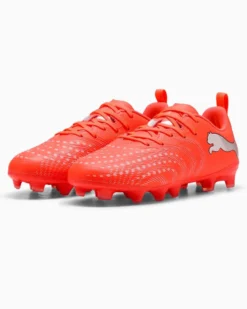 PUMA - SCARPA DA CALCIO KIDS FUTURE 9 PLAY FG/AG ROSSA FLUO CON DETTAGLI GRIGI E NERI DAL 30 AL 38.5, 108715-01
