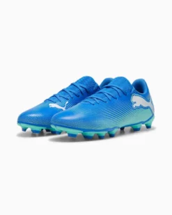 PUMA - SCARPA DA CALCIO UOMO BLU, BIANCA E VERDE FUTURE 7 PLAY FG/AG  107939-01