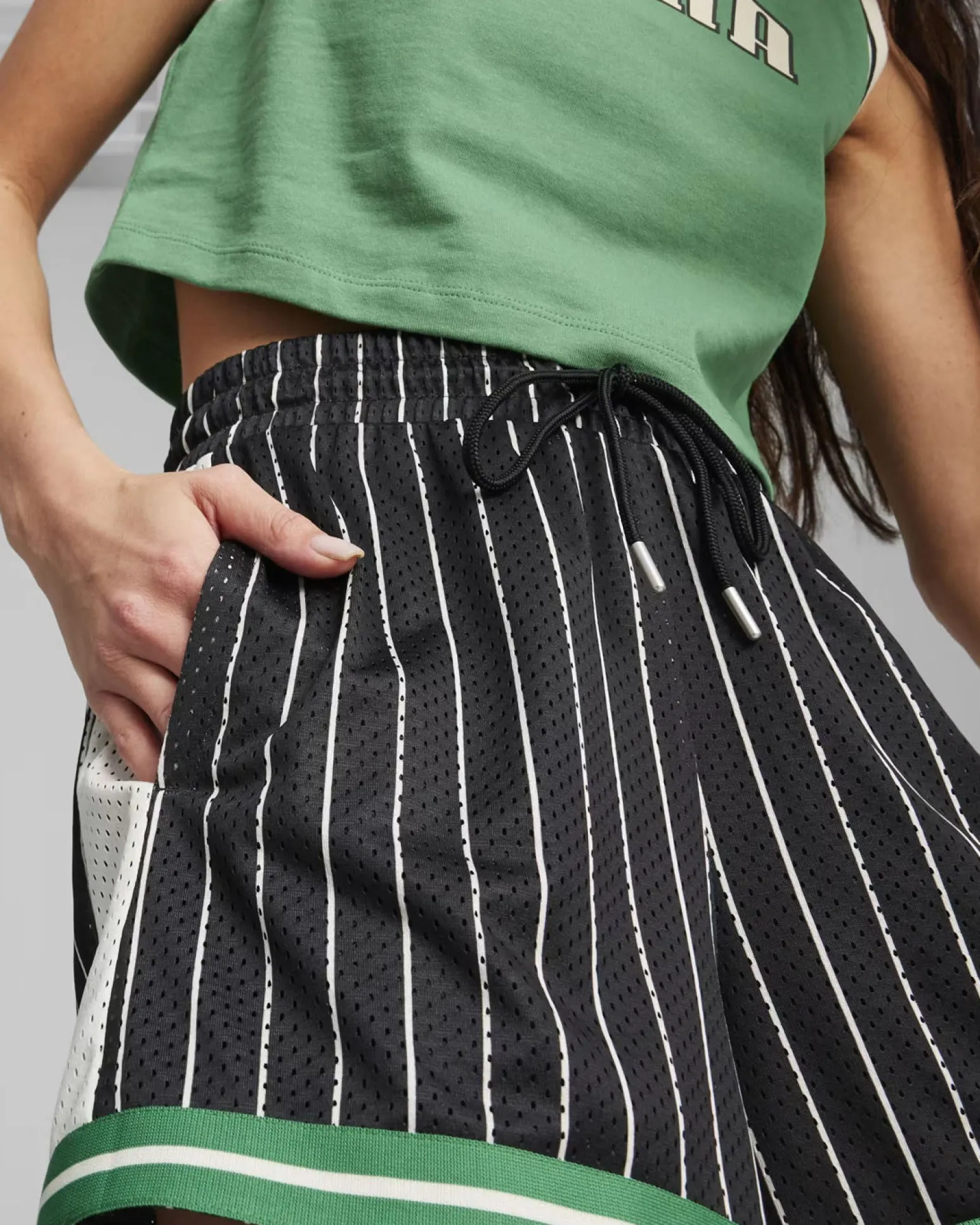 PUMA - SHORT NERO E VERDE DA DONNA T7 FANBASE