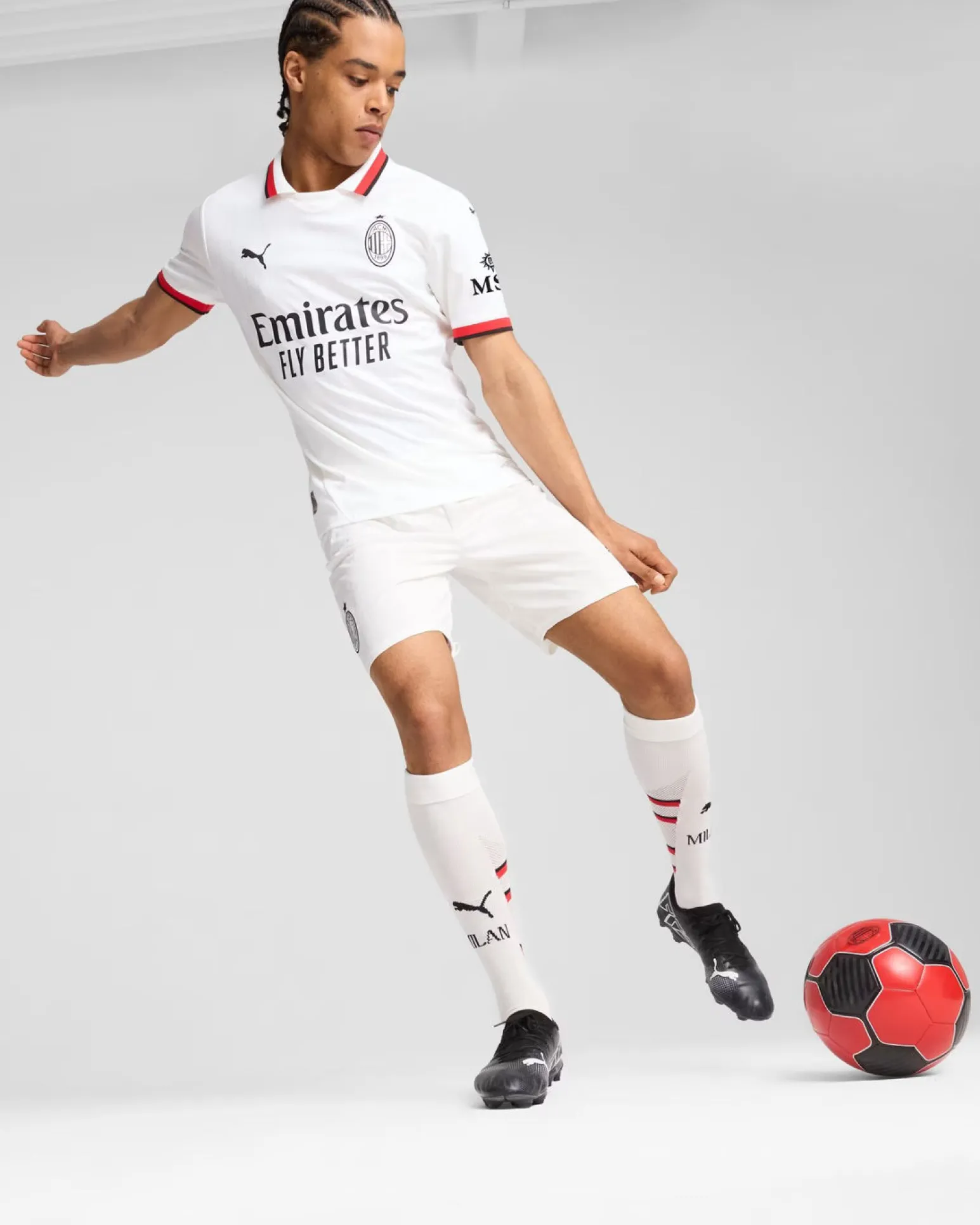PUMA - T-SHIRT BIANCA/ROSSA E NERA AC MILAN AWAY REPLICA DA UOMO - 775015-02