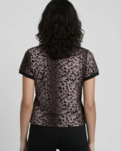 PUMA - T-SHIRT DONNA MEZZA MANICA  LEOPARTATA MARRONE E NERA ESSENTIALS   GRAPHICS LEO LUXE, 634562-01