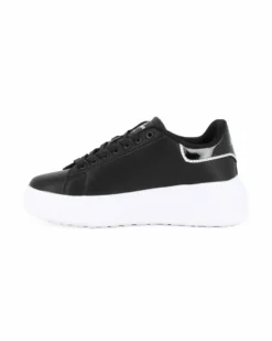 RIFLE - Scarpa sneakers nera con lacci e patch posteriore metallizzata