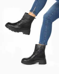 ROXY ROSE - Stivaletto nero in VERA PELLE con zip diagonali e gambale arricciato, tacco 4,5CM - MADE IN ITALY