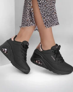 SKECHERS - UNO WEDGE - HI - STEPS - Sneakers nera con intersuola a zeppa platform con ammortizzazione ad aria visibile