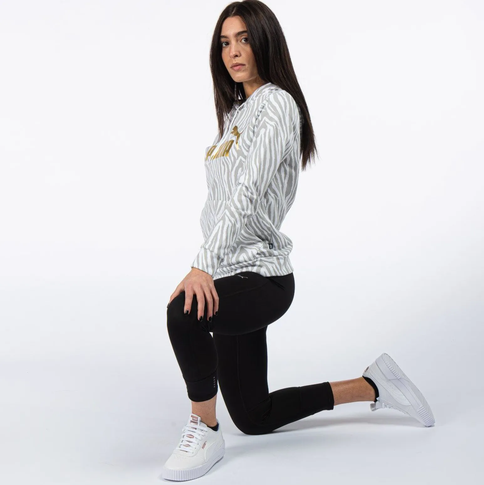 SWEAT C/CAPP.ESS+TIGER AOP HD TR WHITE