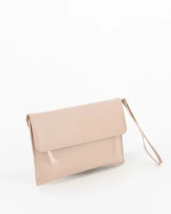 TATOO - Pochette cipria in vernice con patta, laccetto e tracolla removibile, MADE IN ITALY