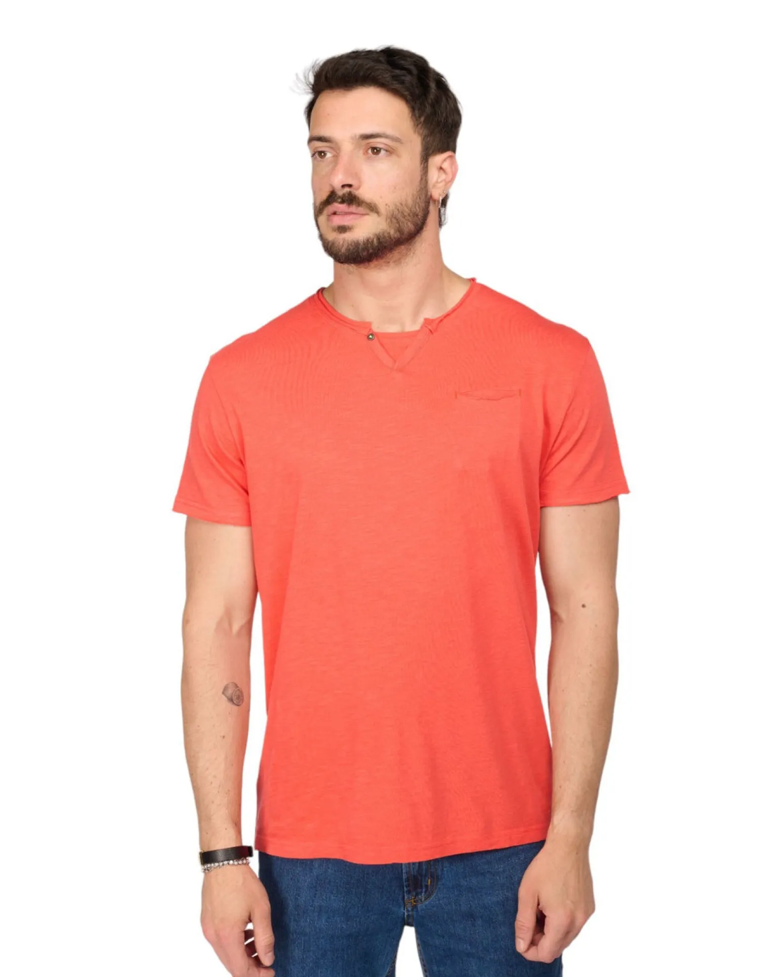 TSHIRT MANICA CORTA SCOLLO V