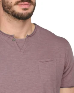 TSHIRT MANICA CORTA SCOLLO V