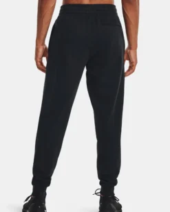 UNDER ARMOR - Pantalone da uomo felpato nero con elastico alle caviglie