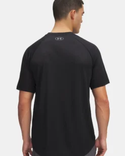 UNDER ARMOUR-T-SHIRT MEZZA MANICA TECH FADE SS NERA CON DETTAGLI GRIGI  DA UOMO, 6005916_0001