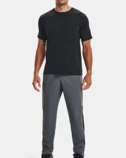 UNDER ARMOUR- T-SHIRT MEZZA MANICA SPORTSTYLE  NERA DA UOMO, 1326799_0001
