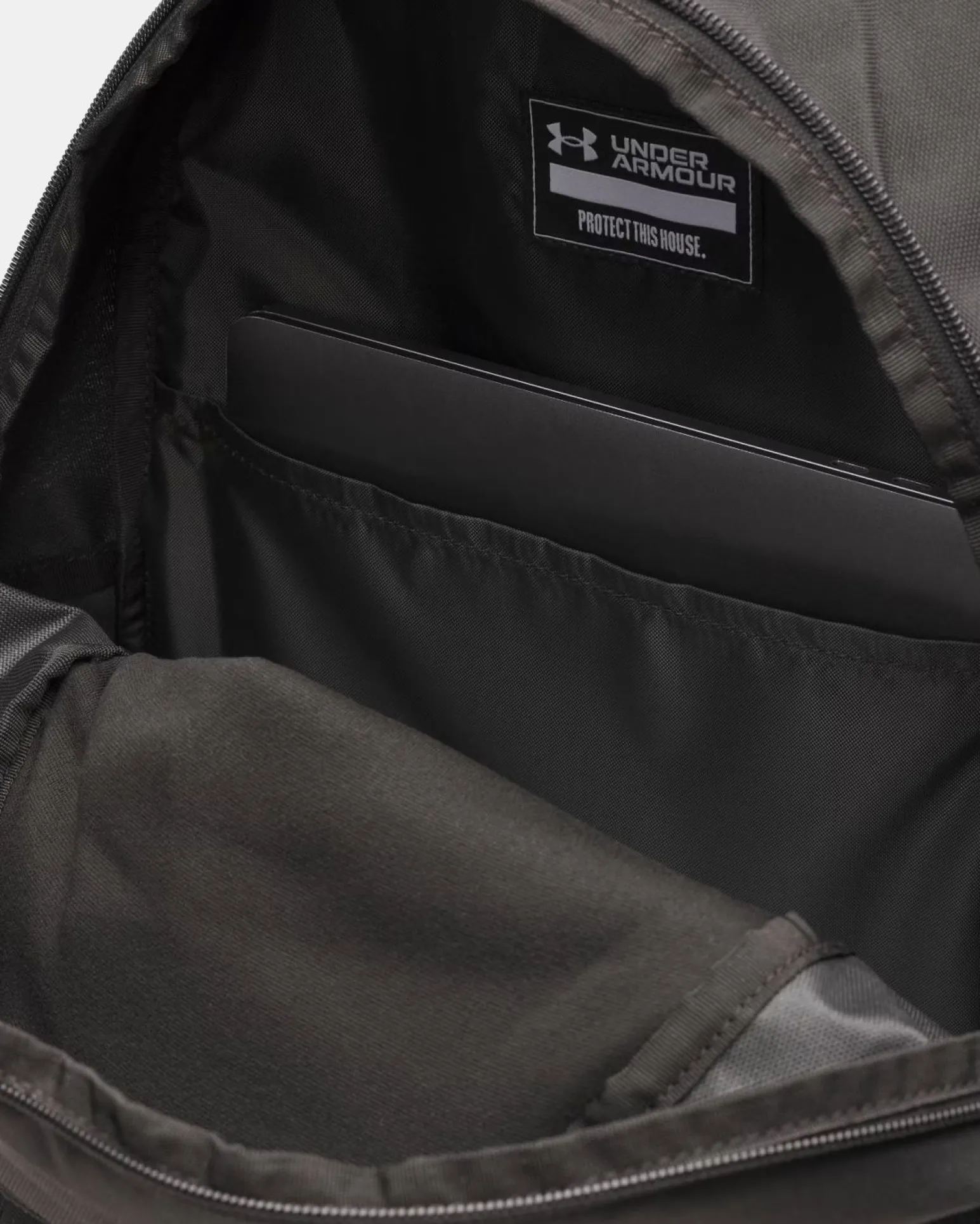 UNDER ARMOUR -ZAINO HUSTLE LITE BACKPACK NERO, 6000399_0001